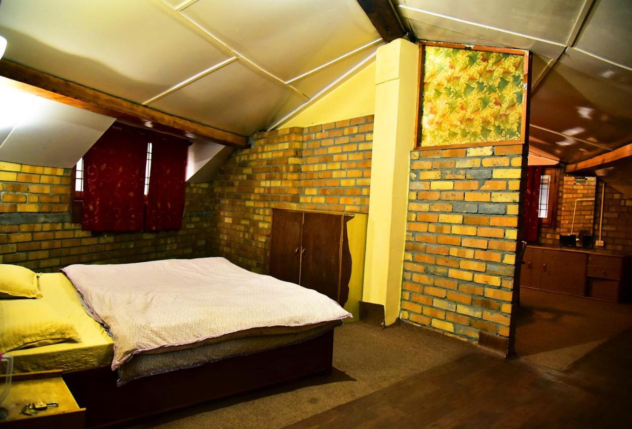 The Alpine Guest House Kasol Extérieur photo