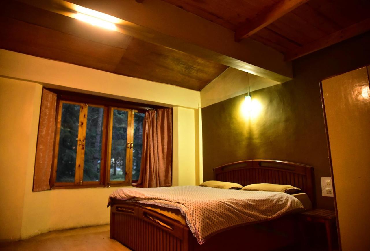 The Alpine Guest House Kasol Extérieur photo