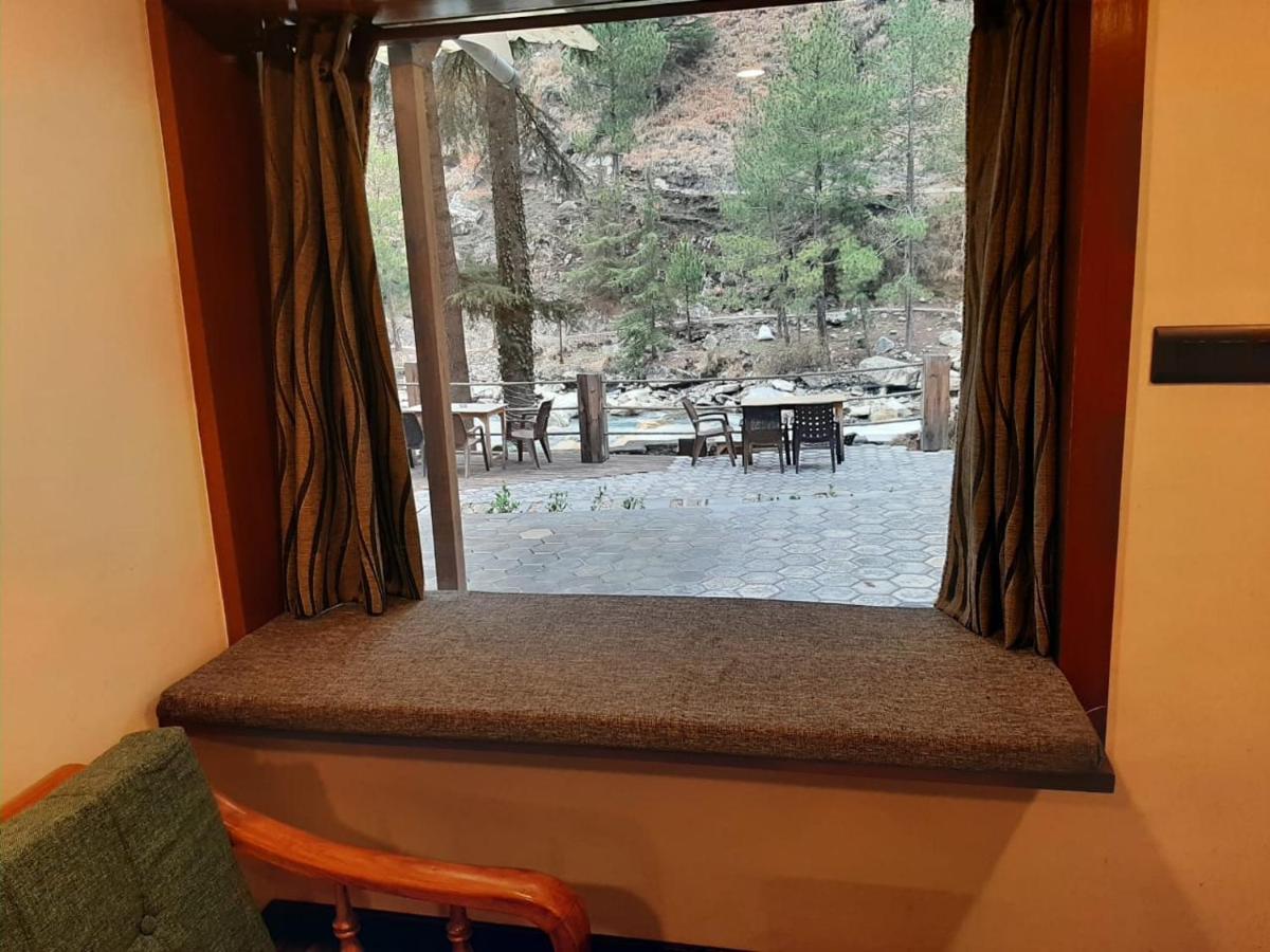 The Alpine Guest House Kasol Extérieur photo
