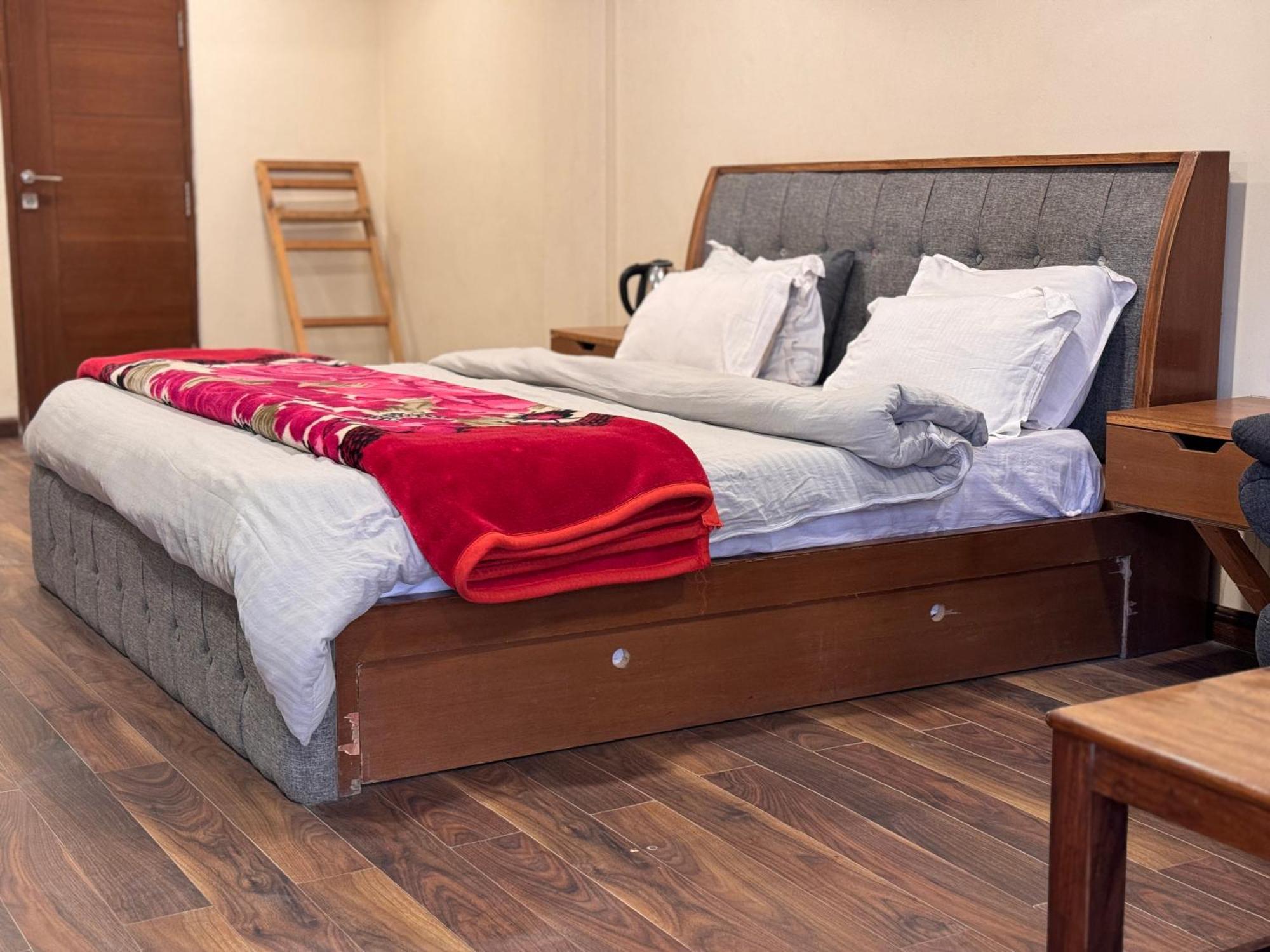 The Alpine Guest House Kasol Extérieur photo